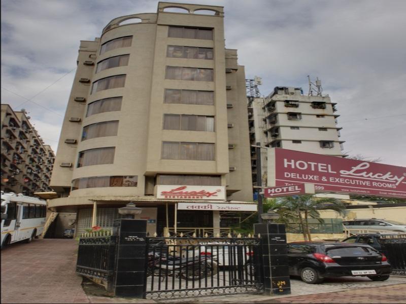 Lucky Hotel Goregaon Bombay Eksteriør billede